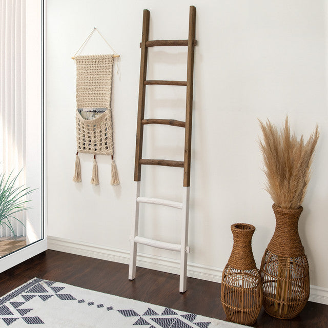 DECORATIVE LADDER